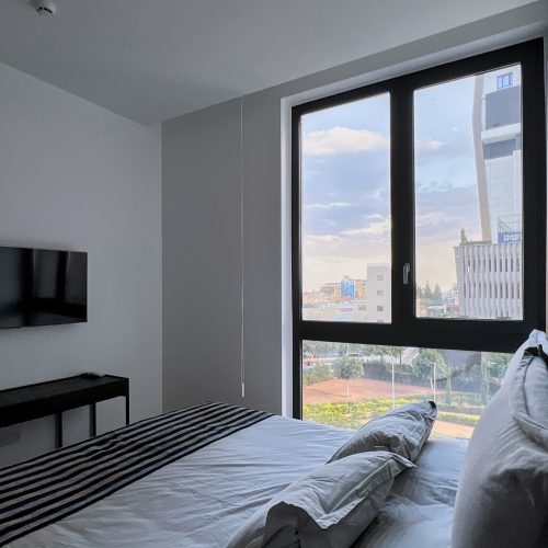 compressed_BEDROOM_3_3