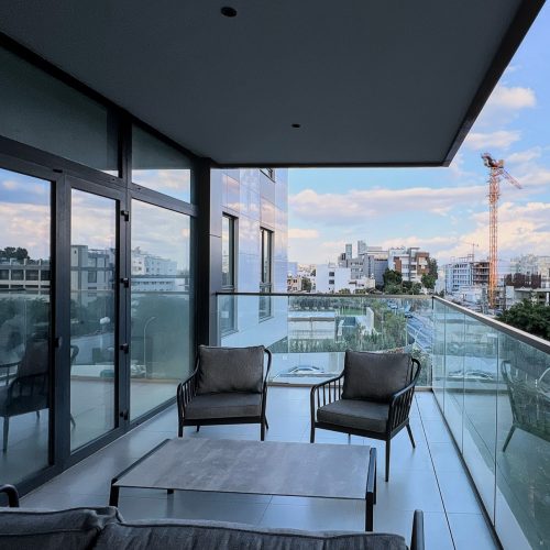 compressed_VERANDA_1